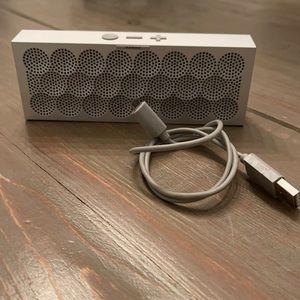 New Jawbone mini Jambox silver